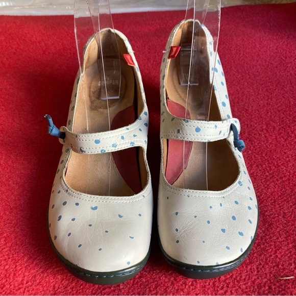 CAMPER TWS Sz 40 Beginners Heels Leather Mary Jane Style Rounded Toe Pumps Shoes - Picture 2 of 13